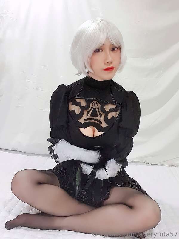 2B cosplay 6