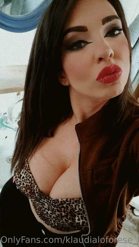 Stasera sono tutta vostra e porcona 💦💦💦