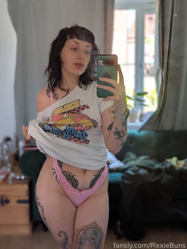 Pixxiebuns - Fansly - 13 May, 2025 4
