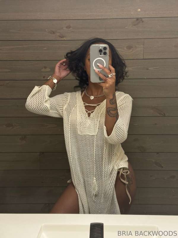 tan girl