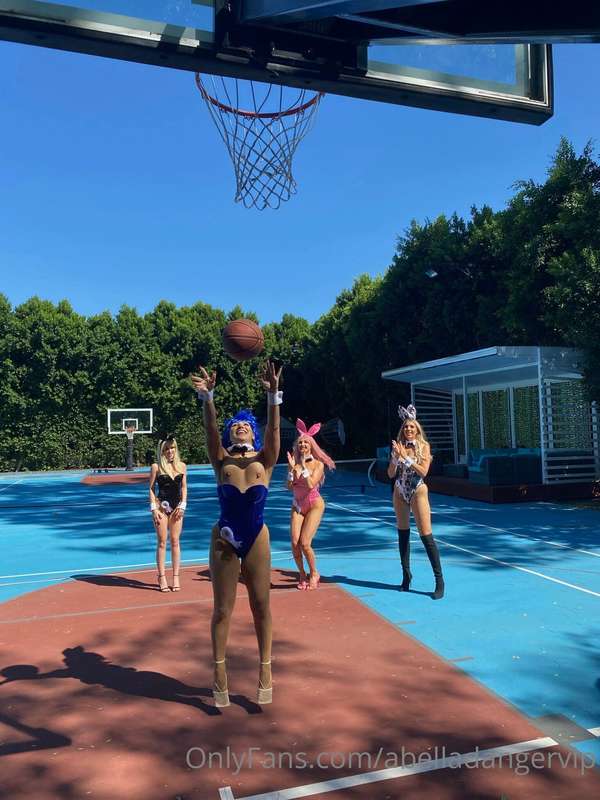 I'm good with balls 👅

@victoriavikki 
@misskenzieanne