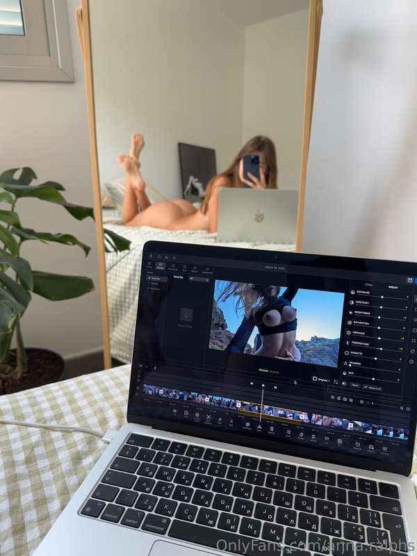 Hi guys 🤍Currently editing a new video for you — and this on.. 1