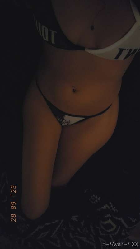 Ava.May.Xx - Onlyfans - 05 Oct, 2023 2