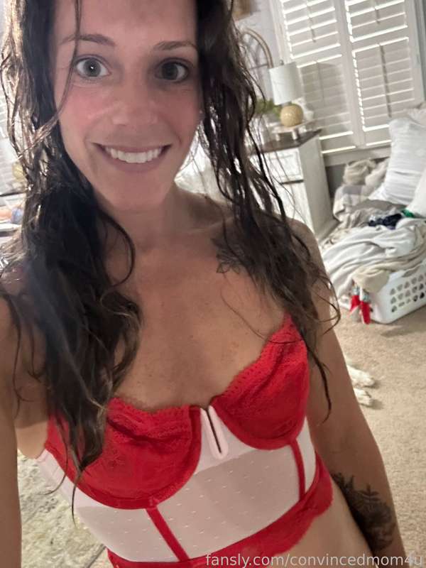 Convincedmom4U - Fansly - 10 Aug, 2023 6