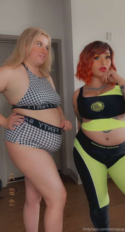 Going live with @thatoneamy31 in a few minutes - come hang o.. 2
