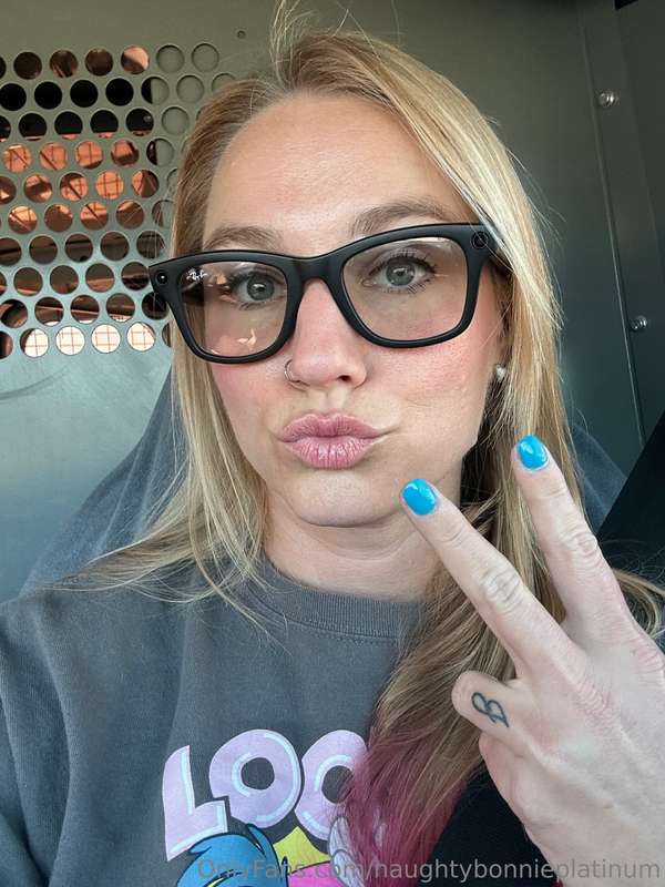 Good Morning Babies! 😜 tell me about your day