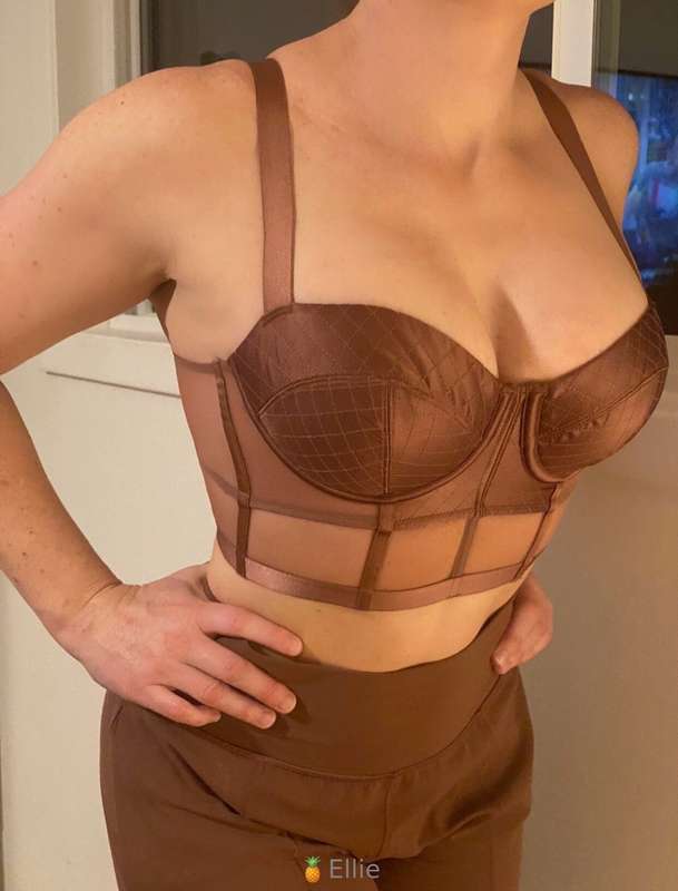 Trying on some fun, flirty outfits for my upcoming trip with.. 1