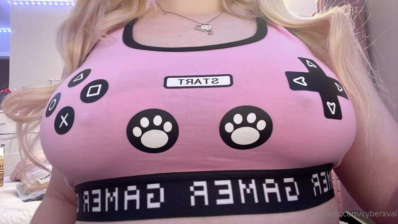 You can see my hard nipples through this top 🥺