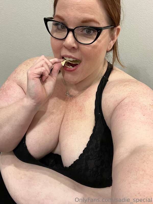  I picked up some Taco Bell on my way home and couldn't wait.. 3