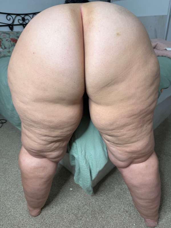 How wide do you want me? 