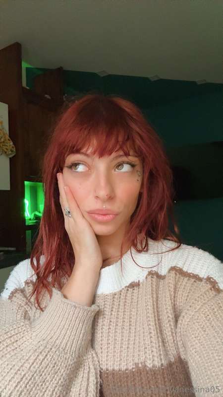 pensierosa🤔se indovini a cosa penso ti faccio vedere una cos..