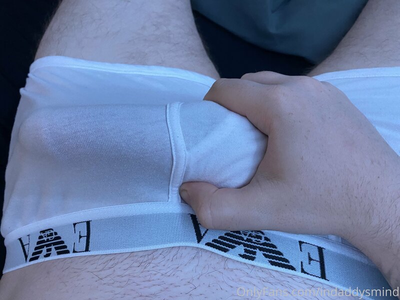 Dru-nk and horny last night? tip to see the cumshot video wi.. 3