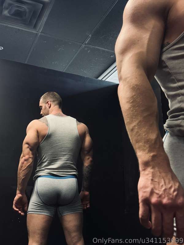 Hope you’re having a nice ass Sunday 😀 