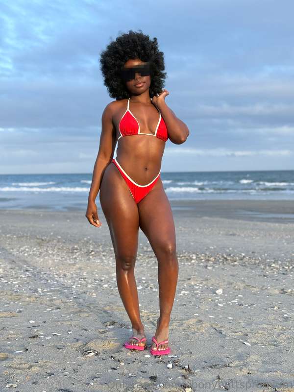 I love being in the sun 🥰😘 1