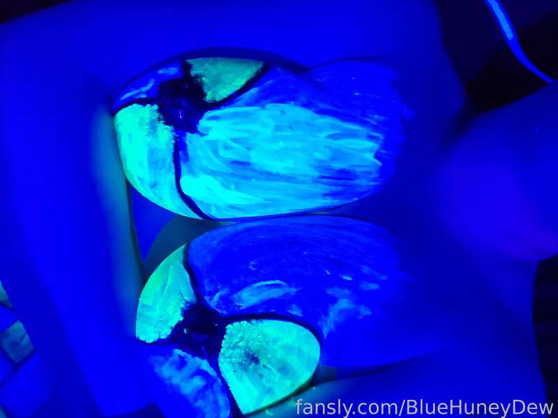 Bluehuneydew - Fansly - 20 Oct, 2022 3