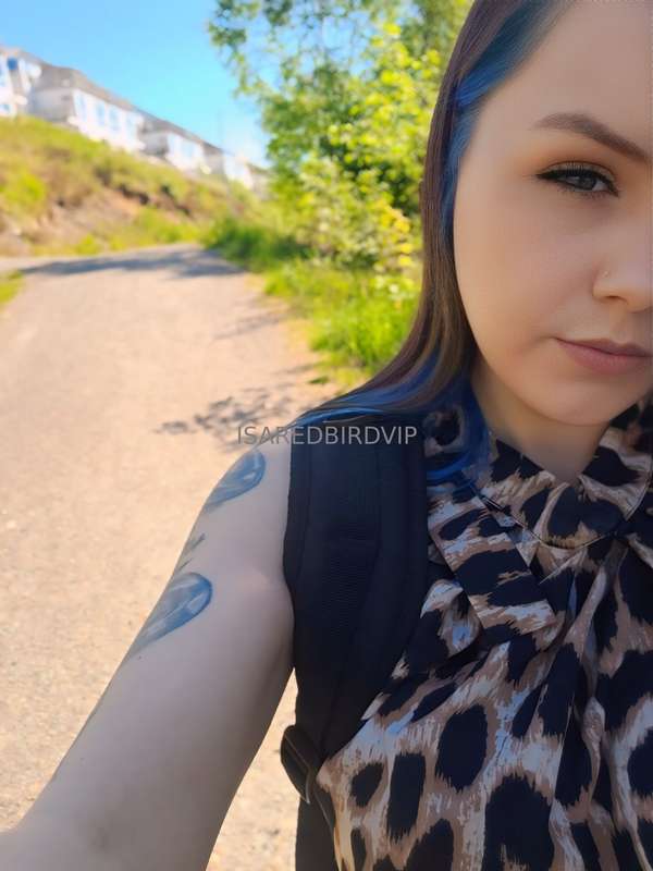 Isaredbirdvip - Onlyfans - 18 May, 2025 2