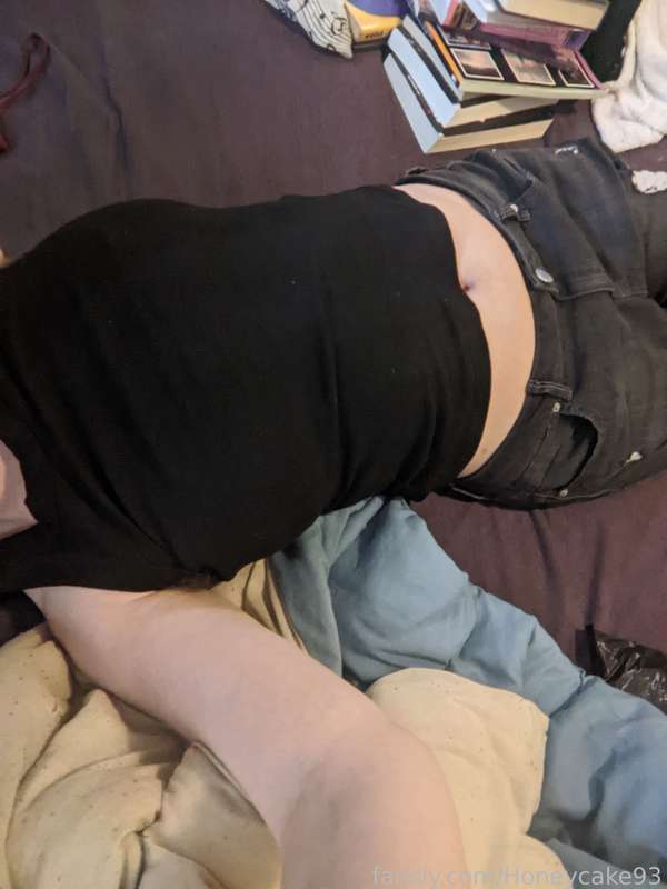 Honeycake93 - Fansly - 05 Feb, 2024 27