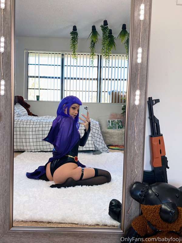 Raven set pt. 2 🔮🖤 this set video is anal 😏 30 mins long so .. 24