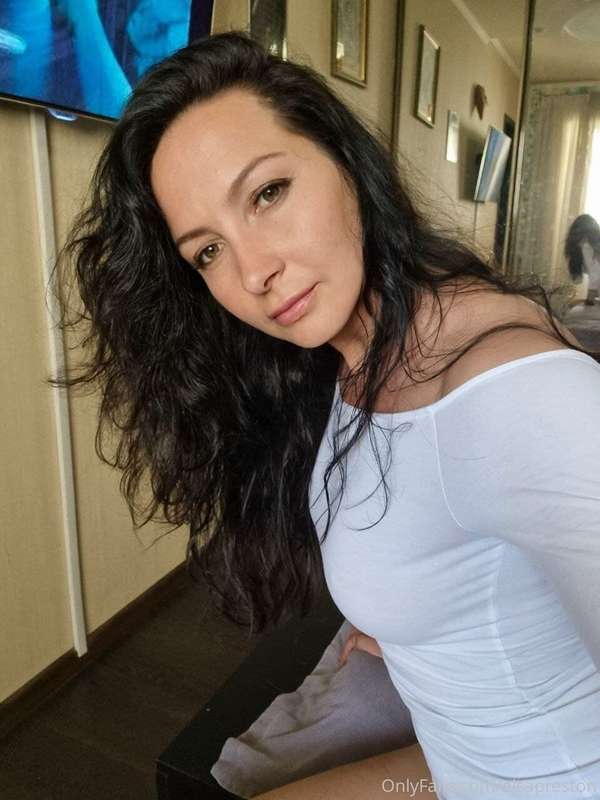 No foreplay tonight, I want to go straight to your cock.🤭😋🍆🤍