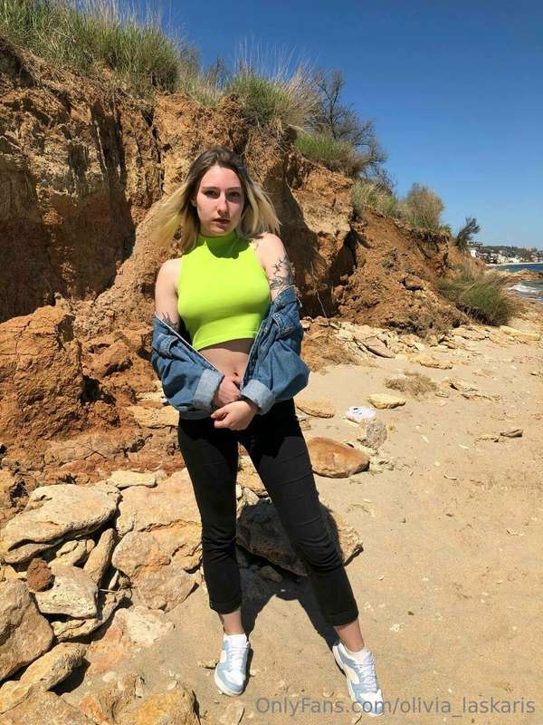 Name this sea and get a kiss 😘  3