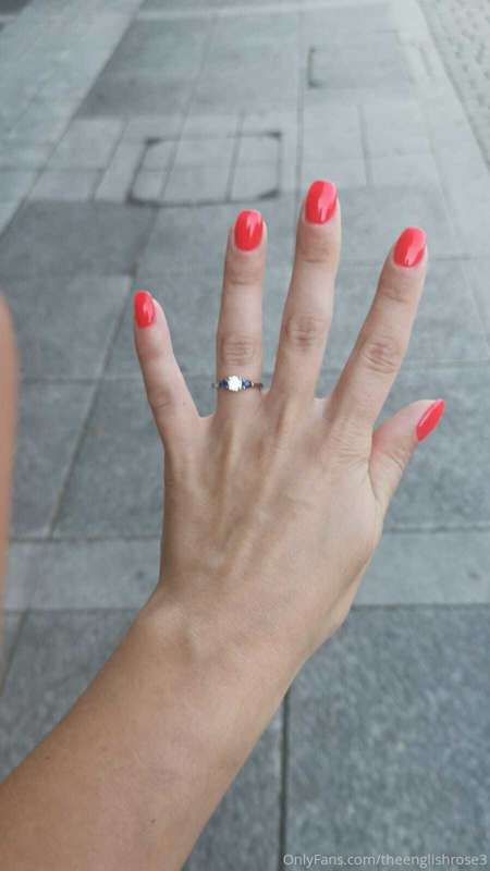 Nails done 😊😊
