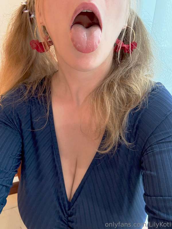 Do you like bj? 🥵️  6
