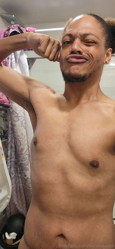 IM HAPPY WITH MY WEIGHT LOSS!! ♥️♥️😳😳 I look hot. And my ASS.. 2