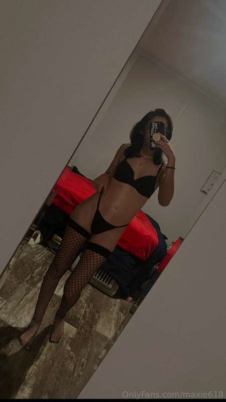 What would you like to see me wear in my first video🤭 a few .. 8