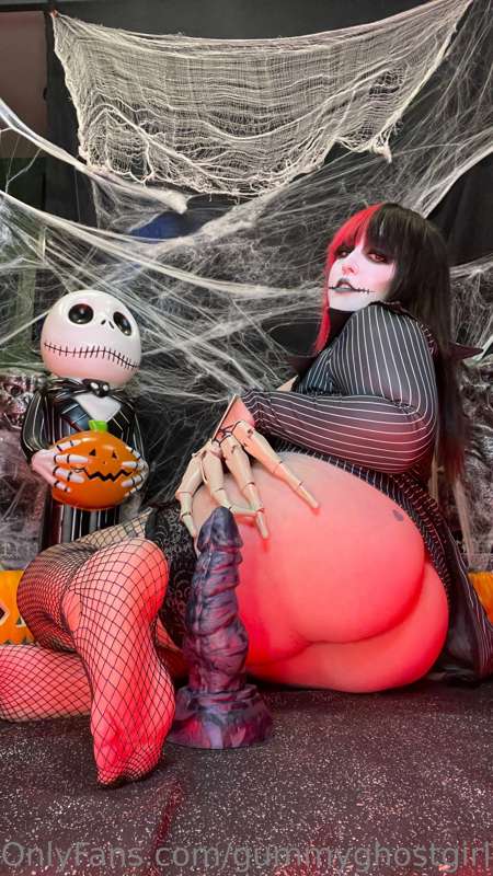 The pumpkin queen 👑💀 14