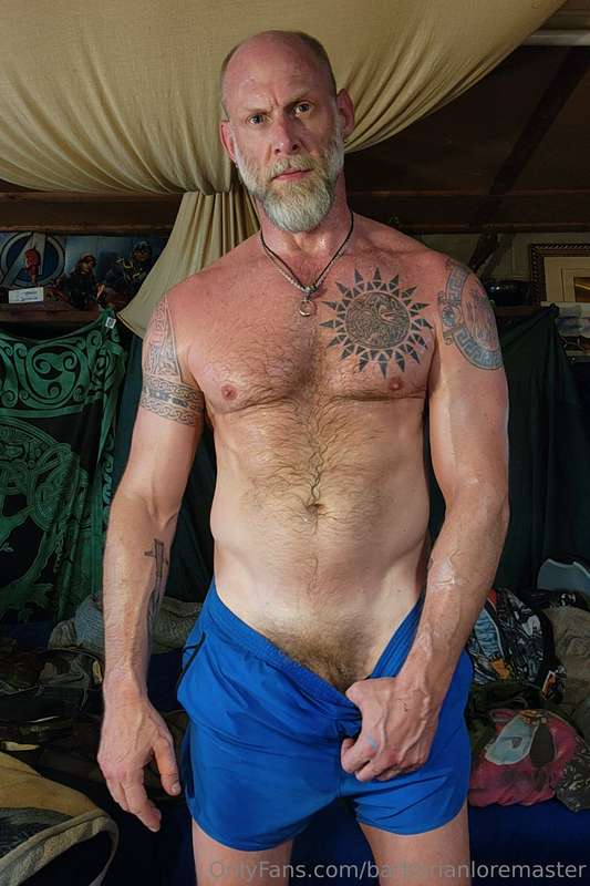 A whole lot of sweaty dad  14