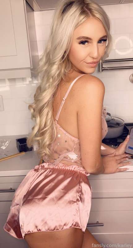 Karleystokes - Fansly - 26 Aug, 2021