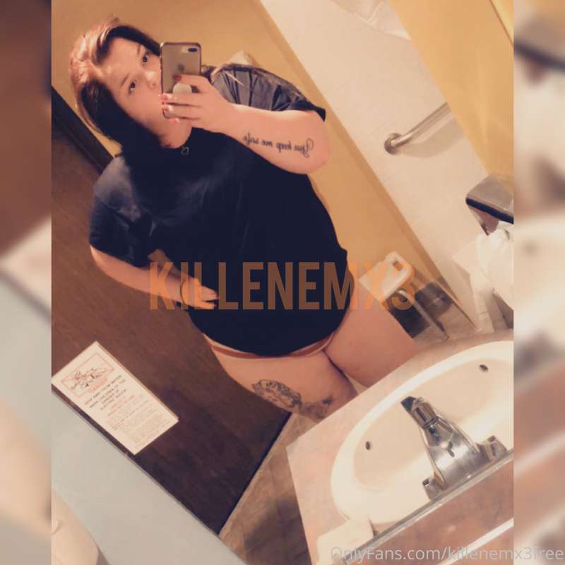Thick thighs.
