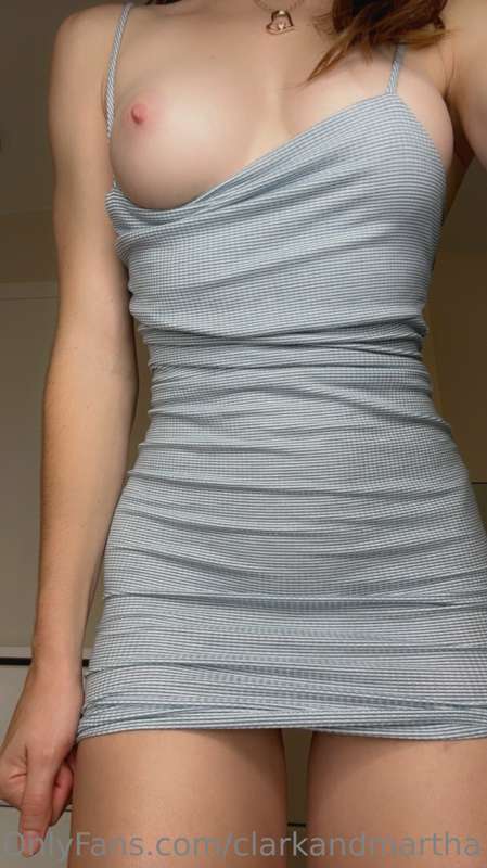 I got a new dress 👗🥰 do you like it? 😇