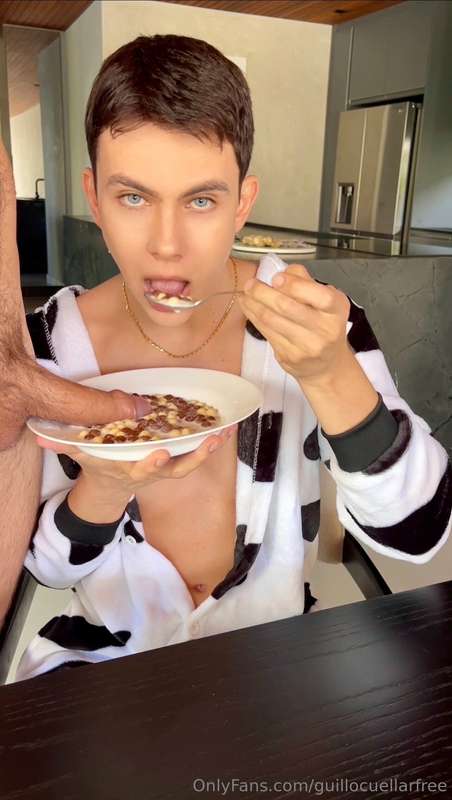 Wannabe my breakfast? ¿Quieres ser mi desayuno? 