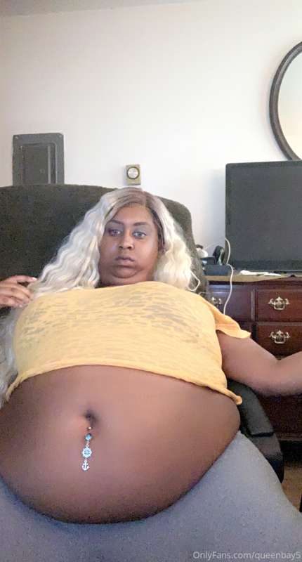 I swear this big ass belly turns me on so much 3