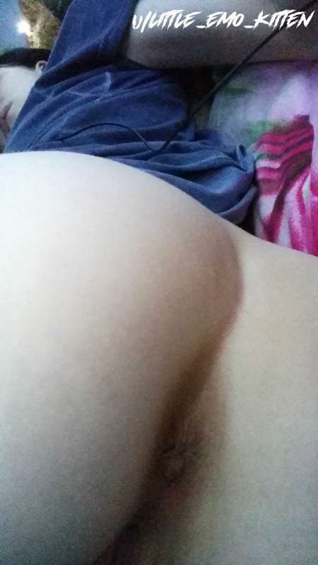 Little_Emo_Kitten - Fansly - 25 Aug, 2021 10