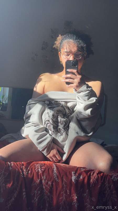X_Emryss_X - Onlyfans - 04 Feb, 2025 8