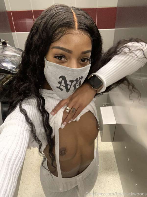 guess who’s back on her bullshit!!!