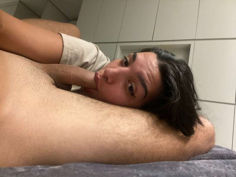 😜