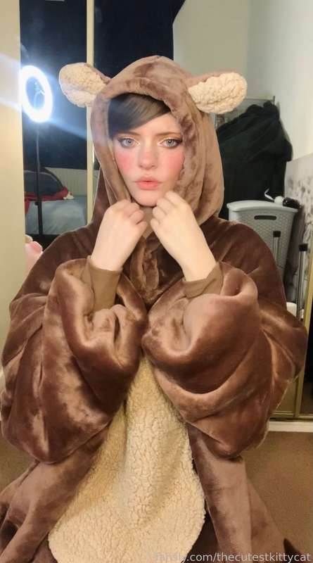 Thecutestkittycat - Fansly - 09 Apr, 2022 1