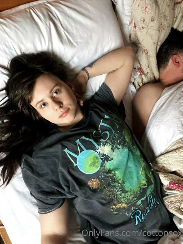 How I could lie and say I woke up > how I actually woke up. .. 2