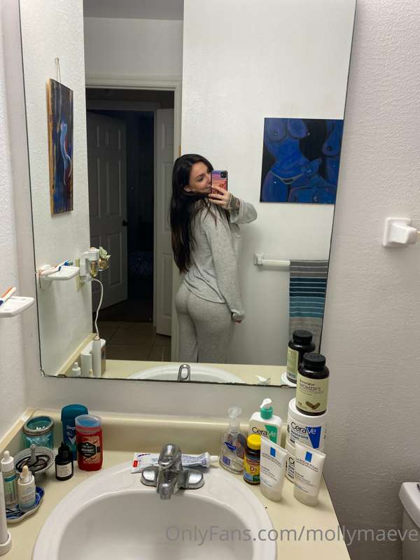 Check your DM’s 😉😘