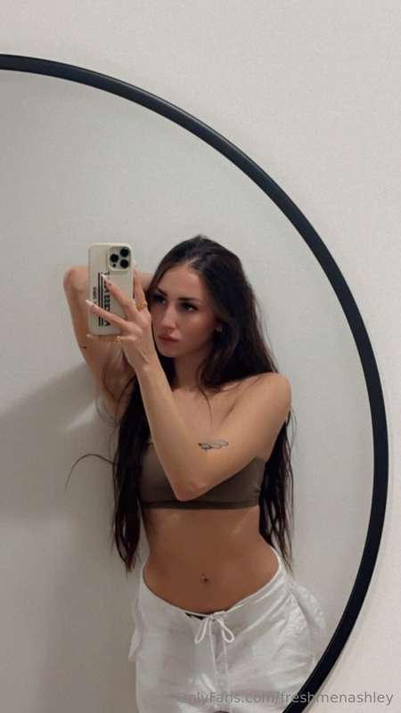 Get yourself a girl that sends you pics like this🥰