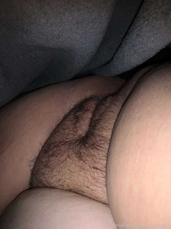 You like it hairy? Should I grow it out more?😋 2