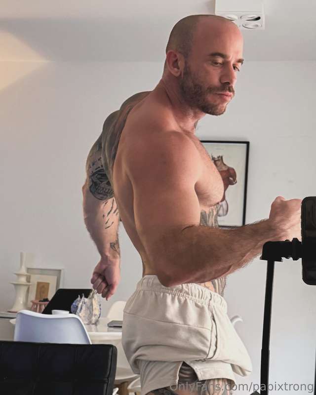 Ig vs onlyfans 😈 much better here 🔥