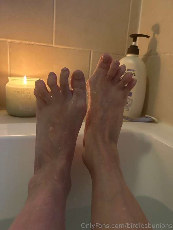 Letting my feet have a relax 🥰🥰 if you could help me with th..