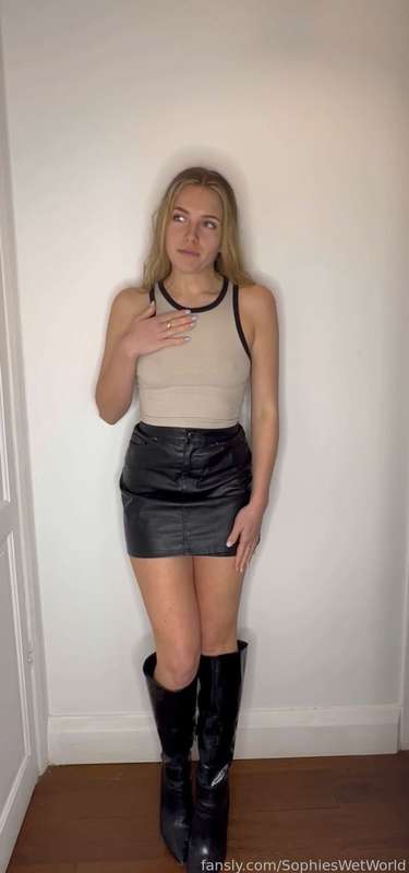 Sophieswetworld - Fansly - 08 Apr, 2024