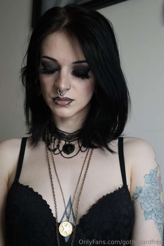 Position me like a sex doll before you fuck my brains out 7