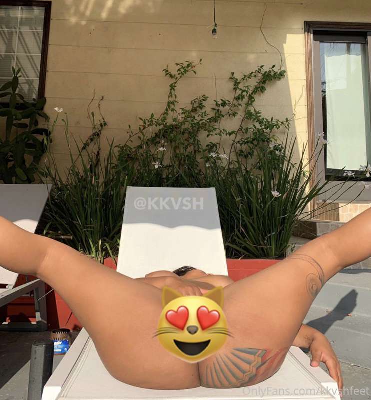 SUBSCRIBE to my VIP page to see this without emoji and more ..
