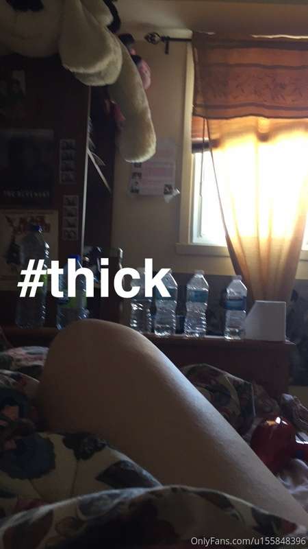 #thick  just a little tease… if you wanna see more, dm me a ..